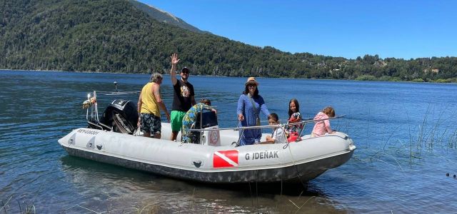 Paseo en Bote en Villa la Angostura